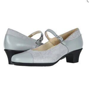 SAS Isabel Grigio Reptile Snake Print Mary Jane Shoes Sz 9 1/2 W